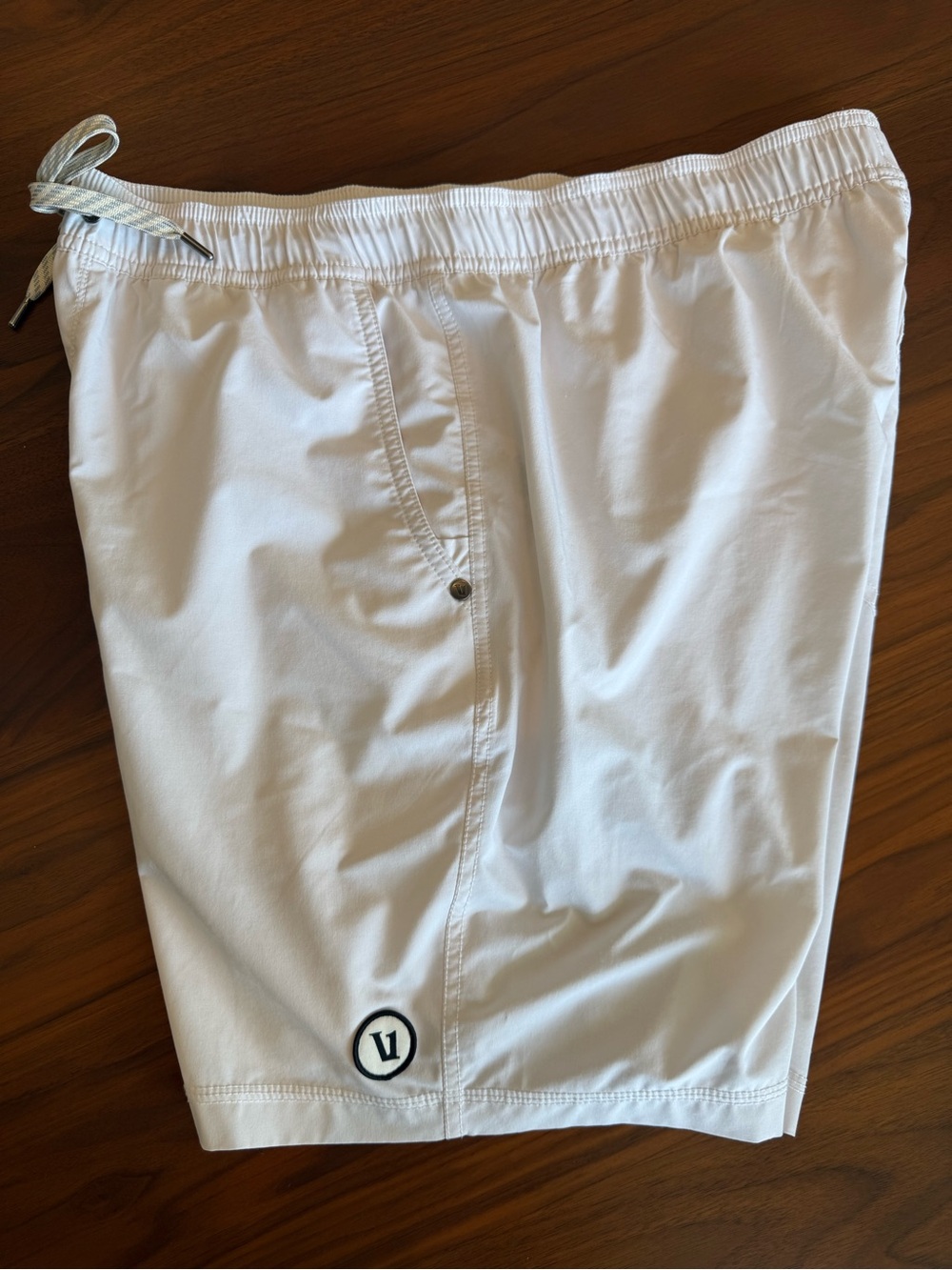 VUORI Kore Shorts White (lined) 7”- Excellent Condition - Size Large - Picture 5 of 7